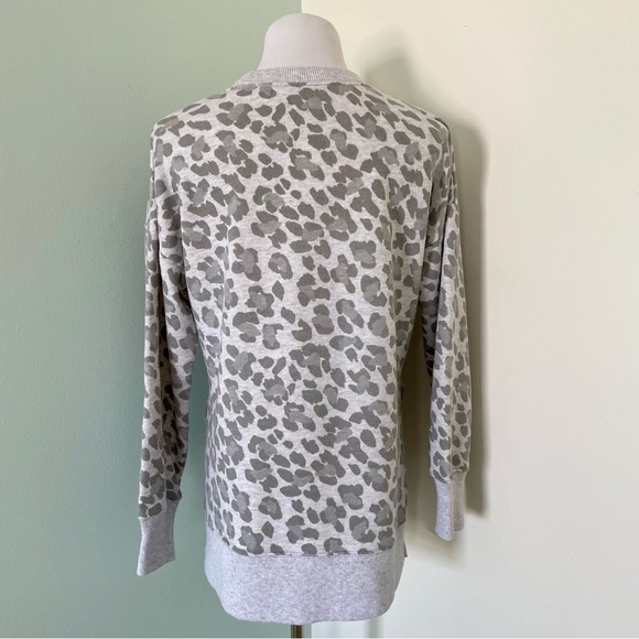 Aerie Crew Neck Leopard Print Oversized Sweatshirt - Size XS - Picture 6 of 9